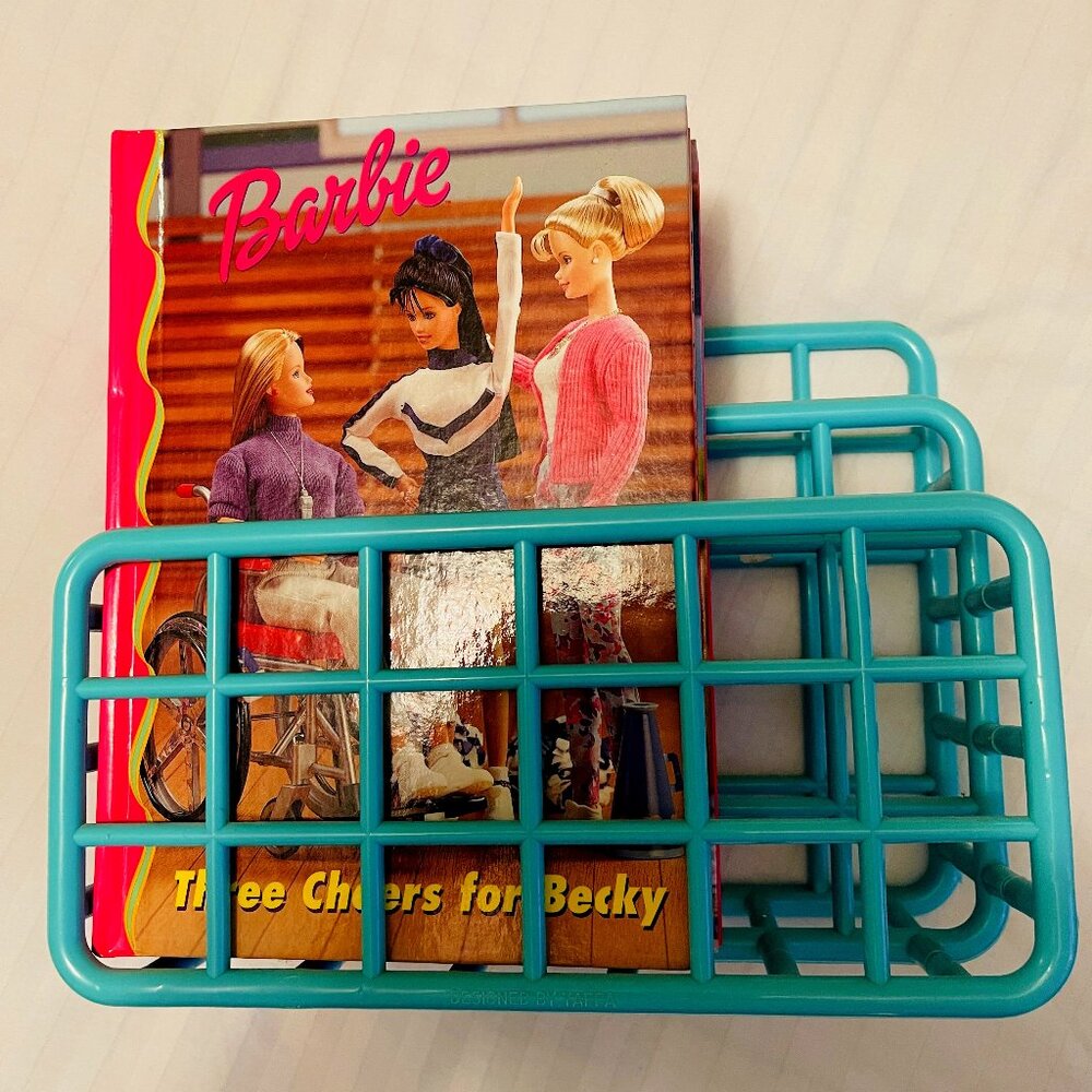 SET OF 11 BARBIE Story Books. Hard Cover. Great Condition. Case Included. - Picture 2 of 9